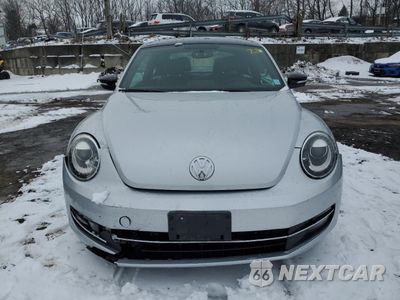 Piąte zdjęcie samochodu w środku: 2012 VOLKSWAGEN BEETLE TURBO VIN:3VWVA7AT3CM662853 - miniatura