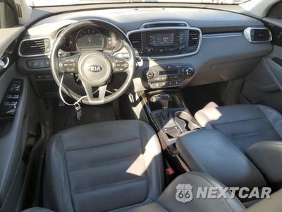 Zdjęcie 8 z 15 samochodu: 2016 KIA SORENTO EX VIN:5XYPH4A52GG153718 - miniatura