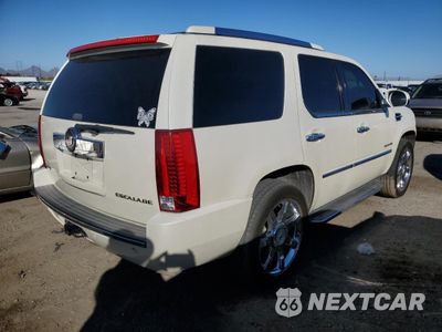 Trzecie zdjęcie samochodu z tyłu: 2010 CADILLAC ESCALADE VIN:1GYUKAEF8AR100949 - miniatura