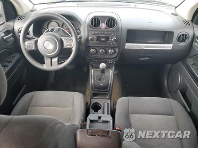Zdjęcie 8 z 15 samochodu: 2016 JEEP COMPASS SPORT VIN:1C4NJDBB9GD780155 - miniatura