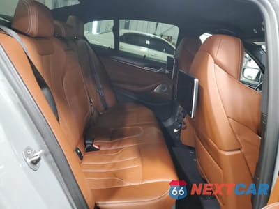 Zdjęcie 10 z 13 samochodu: 2021 BMW M5 VIN:WBS83CH07MCH20153 - miniatura