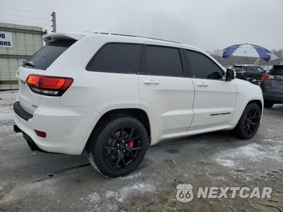 Trzecie zdjęcie samochodu z tyłu: 2017 JEEP GRAND CHEROKEE SRT-8 VIN:1C4RJFDJ1HC733923 - miniatura