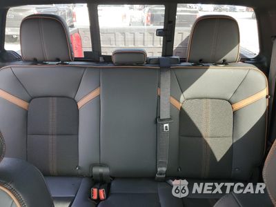 Zdjęcie 10 z 15 samochodu: 2024 GMC CANYON AT4 VIN:1GTP6DEK5R1174250 - miniatura
