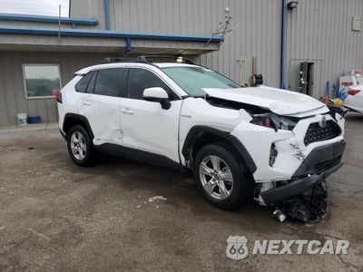 Czwarte zdjęcie samochodu z boku: 2021 TOYOTA RAV4 XLE VIN:2T3RWRFV7MW114611 - miniatura