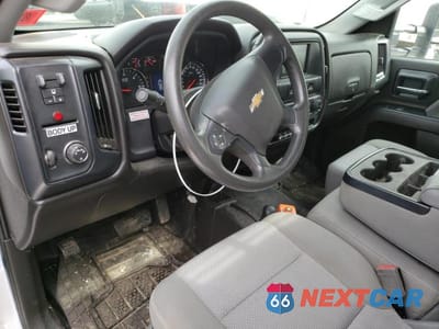Zdjęcie 8 z 12 samochodu: 2016 CHEVROLET SILVERADO K3500 VIN:1GB3KYCG8GZ384215 - miniatura
