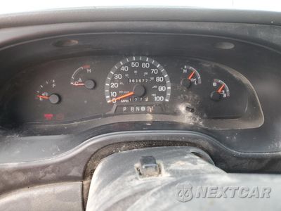 Zdjęcie 9 z 13 samochodu: 2003 FORD ECONOLINE CARGO E-25 VIN:1FTNE24263HB98894 - miniatura