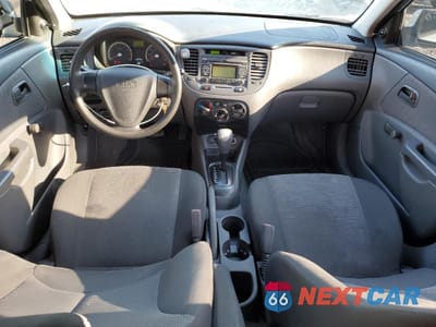 Zdjęcie 8 z 12 samochodu: 2009 KIA RIO BASE VIN:KNADE223696448059 - miniatura