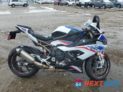 2021 BMW S 1000 RR WB10E2307M6E69369 - główne zdjęcie licytacji z USA - miniatura