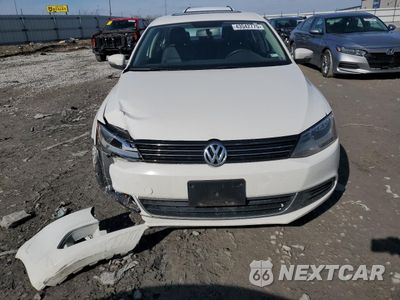Piąte zdjęcie samochodu w środku: 2013 VOLKSWAGEN JETTA SE VIN:3VWDP7AJ0DM404414 - miniatura