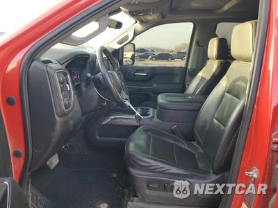 Zdjęcie 7 z 15 samochodu: 2020 CHEVROLET SILVERADO K2500 HEAVY DUTY LTZ VIN:1GC4YPEYXLF217235 - miniatura