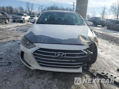 Piąte zdjęcie samochodu w środku: 2017 HYUNDAI ELANTRA SE VIN:5NPD84LF5HH052840 - miniatura