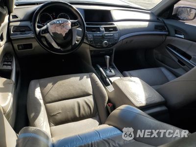 Zdjęcie 8 z 14 samochodu: 2010 HONDA ACCORD EXL VIN:1HGCP2F83AA143992 - miniatura