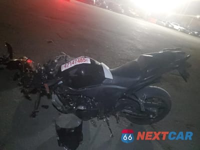 Trzecie zdjęcie samochodu z tyłu: 2014 HONDA CBR500 R VIN:MLHPC4467E5100552 - miniatura