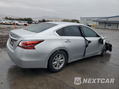 Trzecie zdjęcie samochodu z tyłu: 2015 NISSAN ALTIMA 2.5 VIN:1N4AL3AP0FC243524 - miniatura