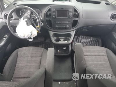 Zdjęcie 8 z 13 samochodu: 2020 MERCEDES-BENZ METRIS VIN:WD3PG3EA2L3665119 - miniatura