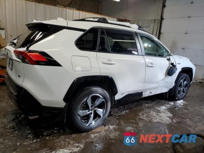 Trzecie zdjęcie samochodu z tyłu: 2021 TOYOTA RAV4 PRIME SE VIN:JTMAB3FV4MD004991 - miniatura