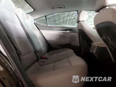 Zdjęcie 10 z 12 samochodu: 2019 HYUNDAI ELANTRA SE VIN:KMHD74LF1KU761843 - miniatura