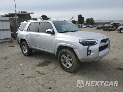 Czwarte zdjęcie samochodu z boku: 2014 TOYOTA 4RUNNER SR5 VIN:JTEBU5JR7E5172569 - miniatura