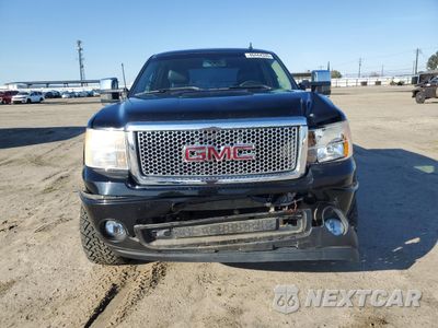 Piąte zdjęcie samochodu w środku: 2013 GMC SIERRA K1500 DENALI VIN:3GTP2XE20DG234541 - miniatura