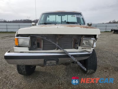 Piąte zdjęcie samochodu w środku: 1990 FORD F150 VIN:2FTEF14Y1LCA87124 - miniatura