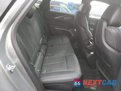Zdjęcie 10 z 12 samochodu: 2024 CADILLAC LYRIQ LUXURY VIN:1GYKPSRL6RZ136357 - miniatura