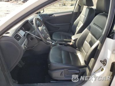 Zdjęcie 7 z 12 samochodu: 2013 VOLKSWAGEN JETTA SE VIN:3VWDP7AJ0DM404414 - miniatura