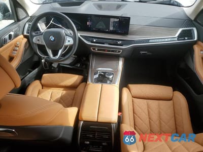 Zdjęcie 8 z 13 samochodu: 2024 BMW X7 XDRIVE40I VIN:5UX23EM06R9V63276 - miniatura