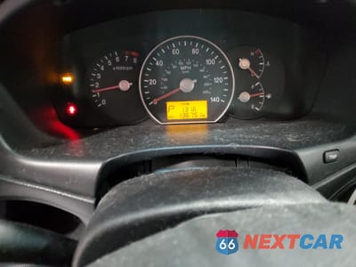 Zdjęcie 9 z 15 samochodu: 2009 KIA RONDO BASE VIN:KNAFG529097273472 - miniatura