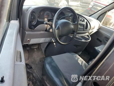 Zdjęcie 8 z 13 samochodu: 2000 FORD ECONOLINE E350 SUPER DUTY CUTAWAY VAN VIN:1FDWE35SXYHA79161 - miniatura