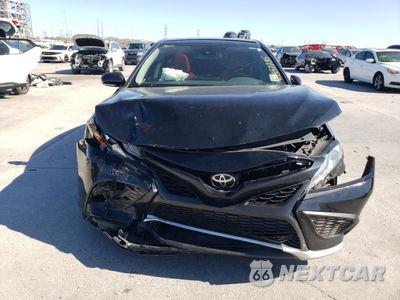 Piąte zdjęcie samochodu w środku: 2021 TOYOTA CAMRY XSE VIN:4T1K61AK7MU603924 - miniatura