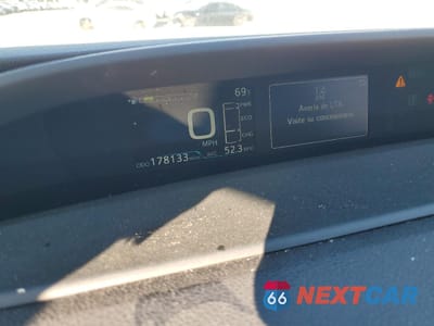 Zdjęcie 9 z 13 samochodu: 2021 TOYOTA PRIUS PRIME LE VIN:JTDKAMFP5M3175754 - miniatura