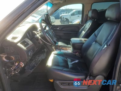 Zdjęcie 7 z 13 samochodu: 2011 CADILLAC ESCALADE ESV VIN:1GYS3GEF3BR269222 - miniatura