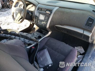 Zdjęcie 8 z 12 samochodu: 2013 NISSAN ALTIMA 2.5 VIN:1N4AL3AP8DN452303 - miniatura