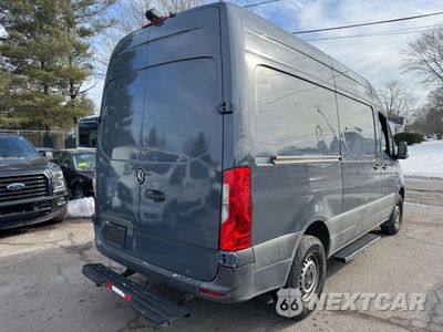 Czwarte zdjęcie samochodu z boku: 2019 MERCEDES-BENZ SPRINTER 2500/3500 VIN:WD4PF0CD1KP092134 - miniatura
