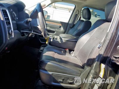 Zdjęcie 7 z 14 samochodu: 2017 RAM 3500 LARAMIE VIN:3C63R3JL9HG549627 - miniatura
