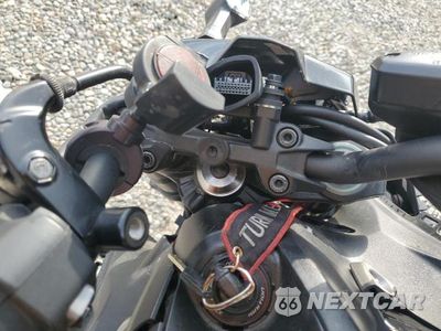 Zdjęcie 7 z 9 samochodu: 2023 KAWASAKI ZR900 F VIN:ML5ZRDF19PDA61268 - miniatura