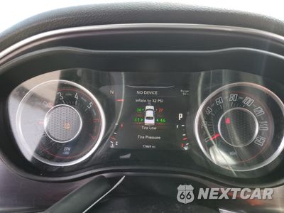 Zdjęcie 9 z 13 samochodu: 2015 DODGE CHALLENGER SXT PLUS VIN:2C3CDZBT9FH912227 - miniatura