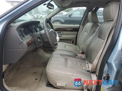 Zdjęcie 7 z 14 samochodu: 2009 MERCURY GRAND MARQUIS LS VIN:2MEHM75V29X634556 - miniatura
