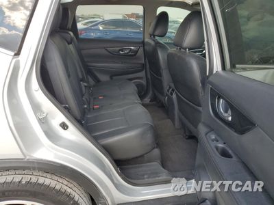 Zdjęcie 11 z 15 samochodu: 2019 NISSAN ROGUE S VIN:5N1AT2MT8KC743174 - miniatura