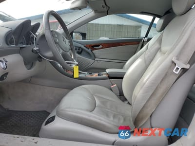Zdjęcie 7 z 14 samochodu: 2005 MERCEDES-BENZ SL 500 VIN:WDBSK75F65F088631 - miniatura