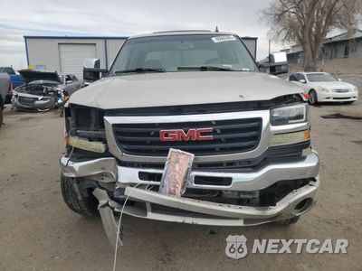 Piąte zdjęcie samochodu w środku: 2006 GMC SIERRA K2500 HEAVY DUTY VIN:1GTHK23D76F231443 - miniatura
