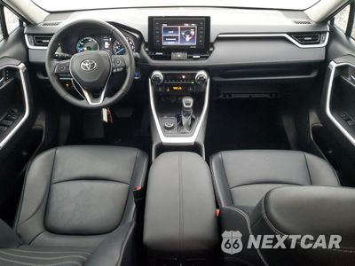 Zdjęcie 8 z 14 samochodu: 2022 TOYOTA RAV4 XLE PREMIUM VIN:2T3B6RFV5NW034498 - miniatura