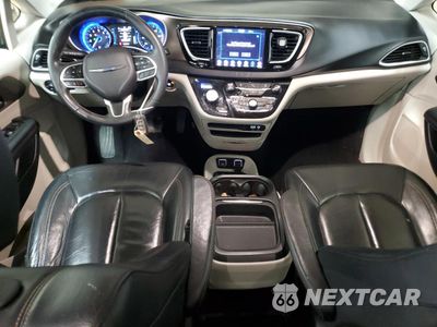 Zdjęcie 8 z 15 samochodu: 2018 CHRYSLER PACIFICA TOURING L VIN:2C4RC1BGXJR128235 - miniatura