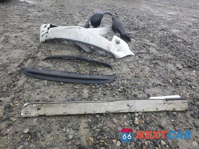 Zdjęcie 12 z 13 samochodu: 2014 CHEVROLET CAMARO LS VIN:2G1FA1E39E9242162 - miniatura