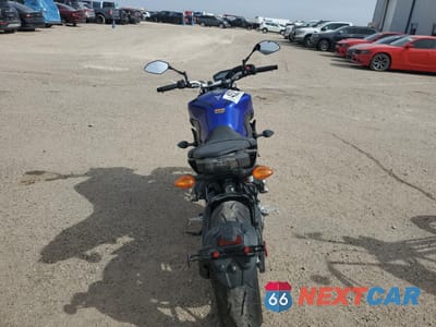Czwarte zdjęcie samochodu z boku: 2019 YAMAHA MT09 VIN:JYARN53E1KA005231 - miniatura