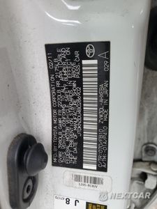 Zdjęcie 12 z 12 samochodu: 2011 TOYOTA PRIUS VIN:JTDKN3DU4B0286902 - miniatura