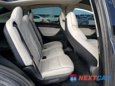 Zdjęcie 11 z 13 samochodu: 2017 TESLA MODEL X VIN:5YJXCDE23HF067812 - miniatura