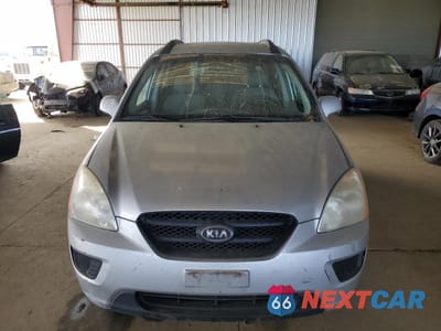 Piąte zdjęcie samochodu w środku: 2008 KIA RONDO LX VIN:KNAFG526287149319 - miniatura