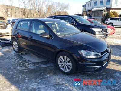 Czwarte zdjęcie samochodu z boku: 2021 VOLKSWAGEN GOLF VIN:3VWG57AU1MM005802 - miniatura