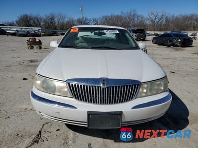 Piąte zdjęcie samochodu w środku: 2000 LINCOLN CONTINENTAL VIN:1LNHM97V2YY802541 - miniatura